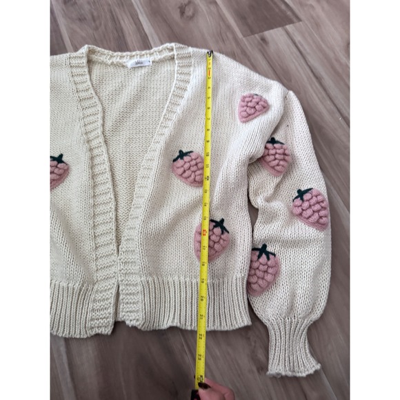 Talulah Cream 3d Strawberry Applique Knit Cardigan Sweater M Balloon Sleeve‎ t2 - Picture 4 of 7